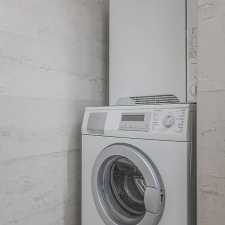 Flat In A Calm Neighborhood 3 * براغ