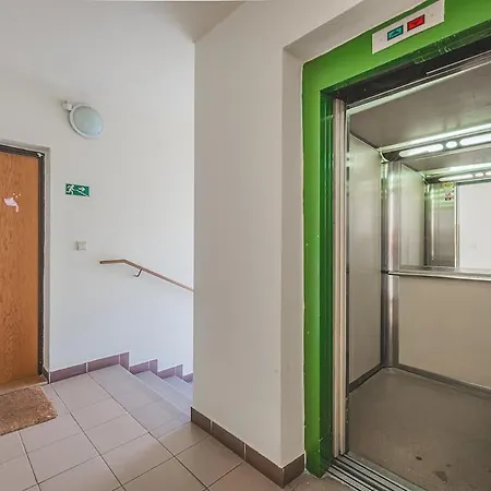شقة Flat In A Calm Neighborhood 3