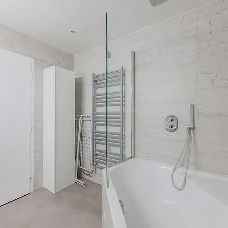 Flat In A Calm Neighborhood 3 Διαμέρισμα Πράγα